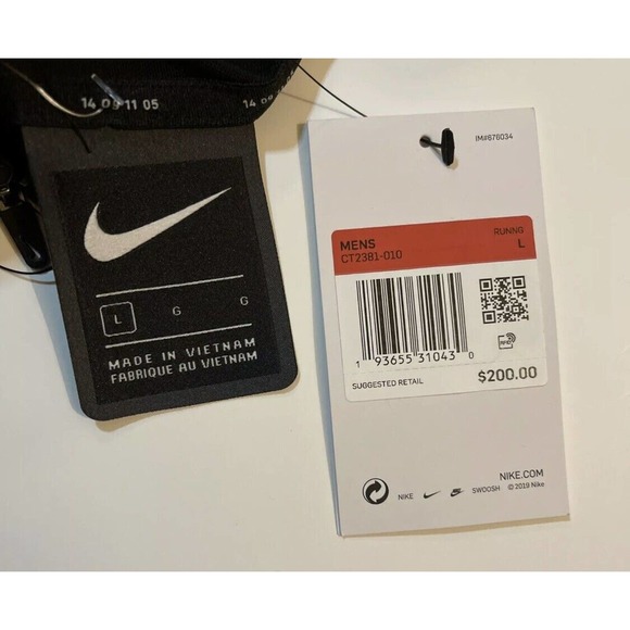 Nike Tech Black Packable Reflective Running Jacket CT2381 Mens Large NEW!!! - Picture 3 of 12